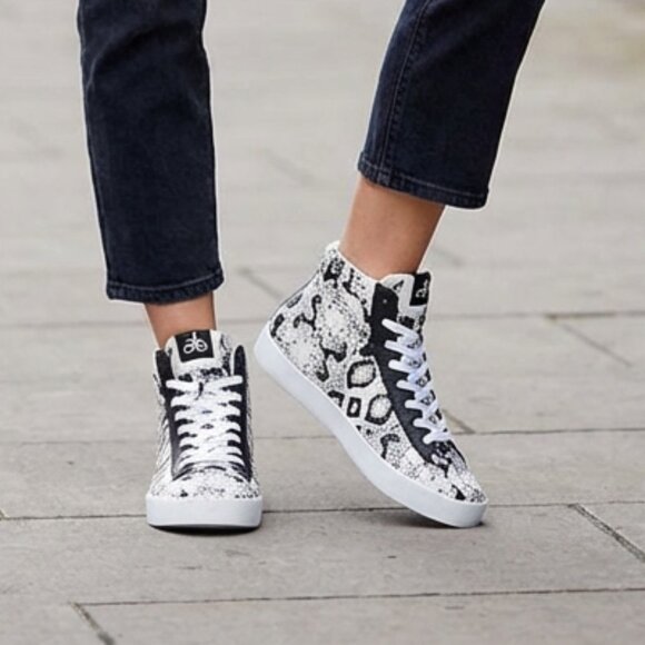 OTBT Shoes - OTBT HOLOGRAM High Top Sneakers - Black - US 7